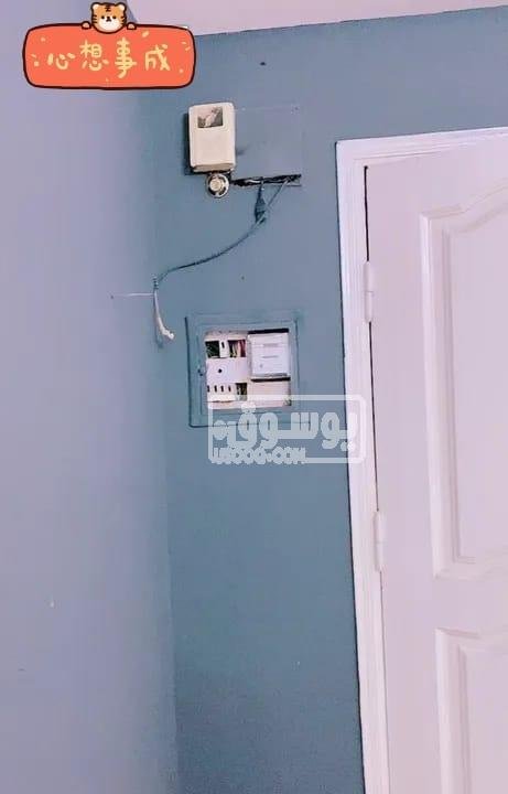 شقة للايجار تشطيب لوكس بها تكييف فى فيصل