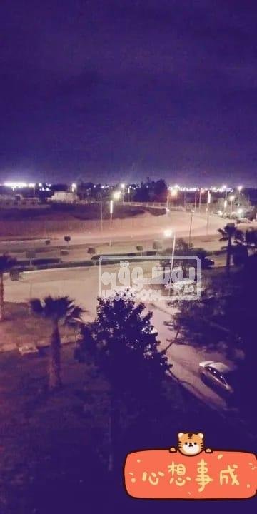 شقة للايجار تشطيب سوبر لوكس قريبة من جميع الخدمات بالجيزة