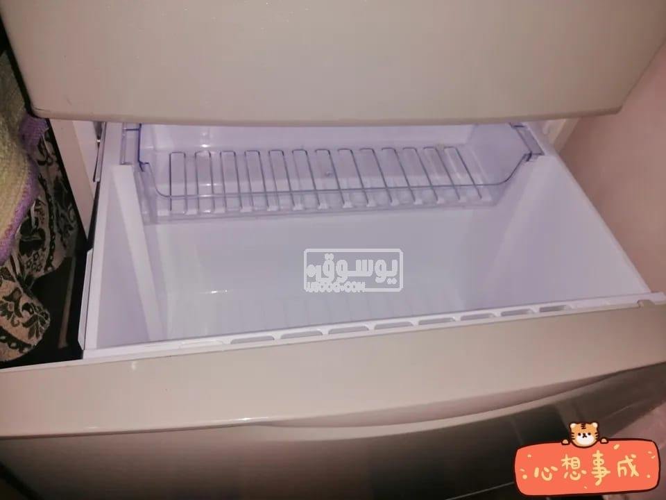 تلاجة توشيبا تلاتة باب استخدام خفيف للبيع فى الجيزة