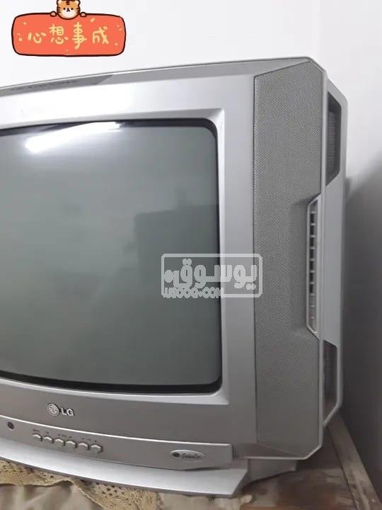 تلفزيون كسر زيرو بحالتة الجديدة للبيع فى زهراء المعادى