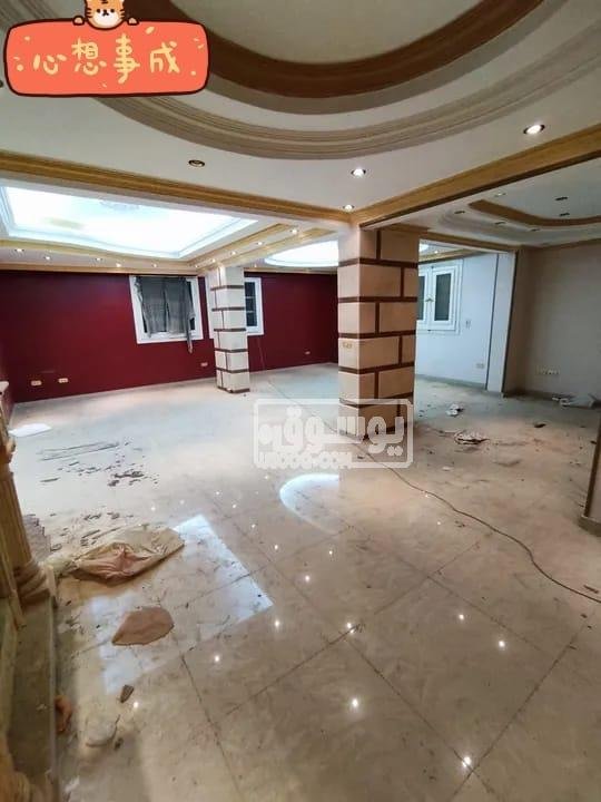 شقة للايجار فى اكتوبر الحى الرابع كبيرة تشطيب لوكس