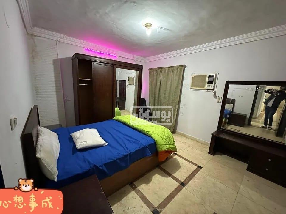 شقة للايجار مدة طويلة او قصيرة مفروشة مكيفة فى اكتوبر