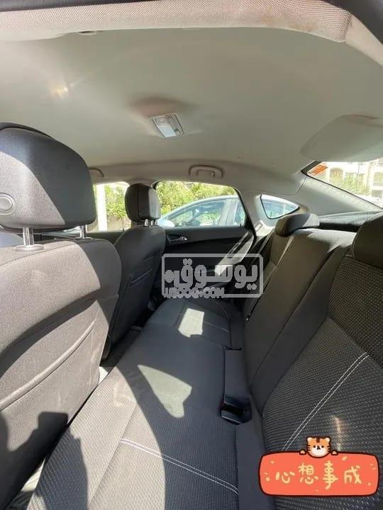 سيارة اوبل موديل 2017 مكيفة اوتوماتيك للبيع فى الشيخ زايد