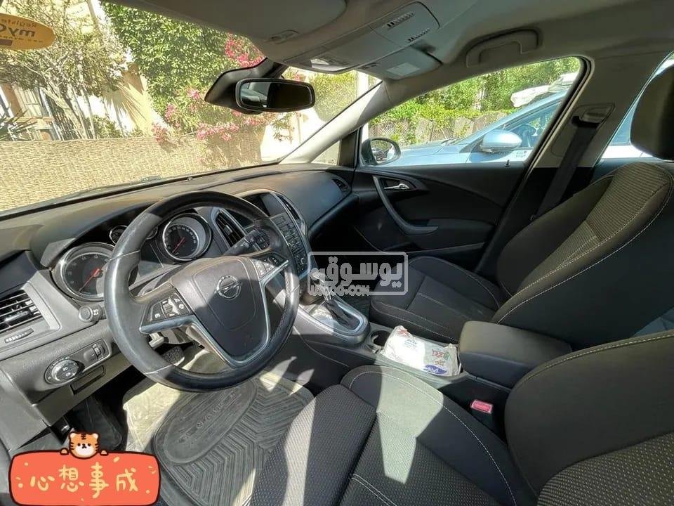 سيارة اوبل موديل 2017 مكيفة اوتوماتيك للبيع فى الشيخ زايد