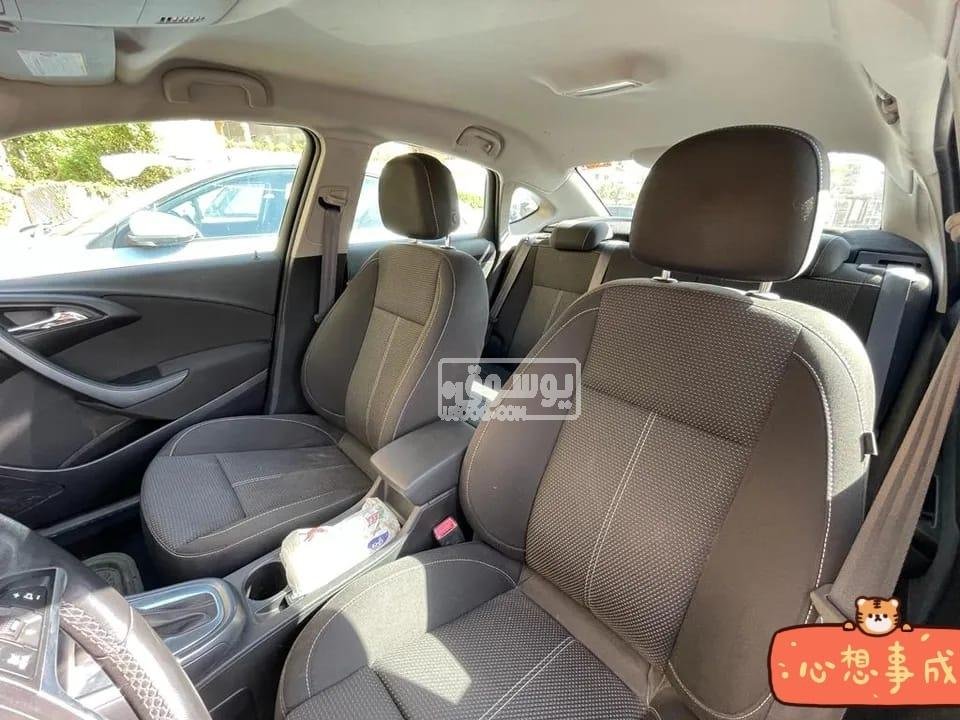 سيارة اوبل موديل 2017 مكيفة اوتوماتيك للبيع فى الشيخ زايد