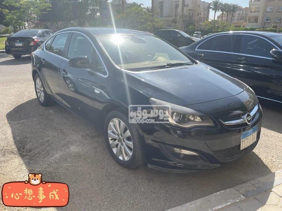سيارة اوبل موديل 2017 مكيفة اوتوماتيك للبيع فى الشيخ زايد