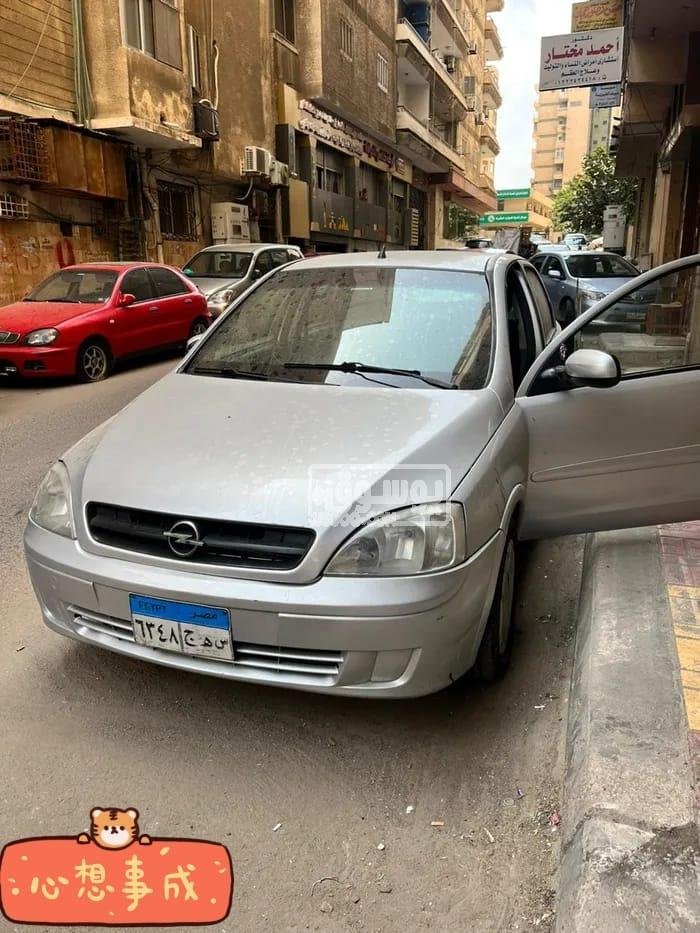 سيارة للبيع اوبل كاملة مانيوال يدوى فى مدينة الشروق بالقاهرة