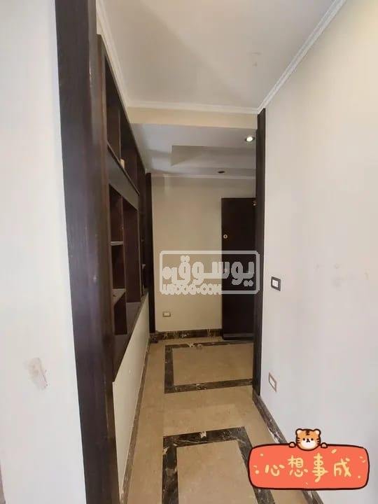 شقة للايجار فى منطقة راقية مميزة فى شيراتون المطار 160 متر