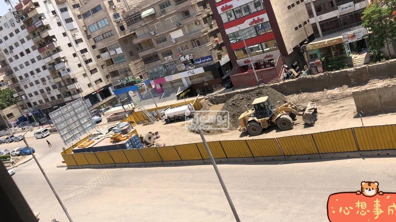 مكتب 130 متر تشطيب لوكس برج شيك للايجار فى الهرم الرئيسى