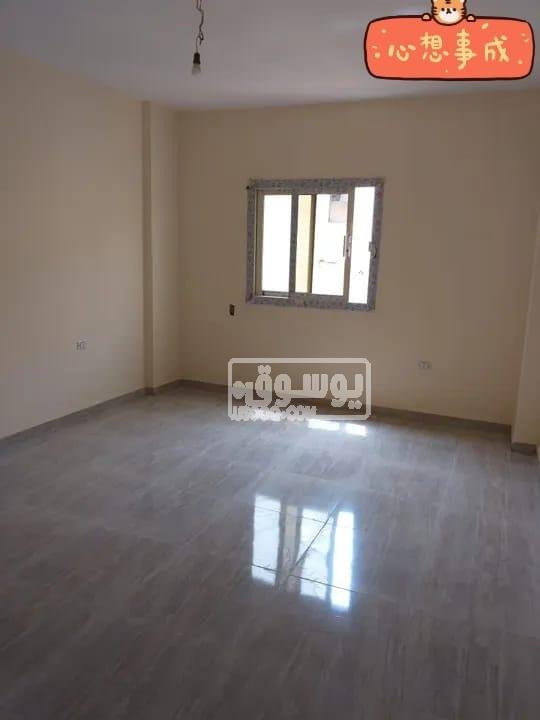 شقة كبيرة وواسعة تشطيب سوبر لوكس للايجار فى الشيخ زايد