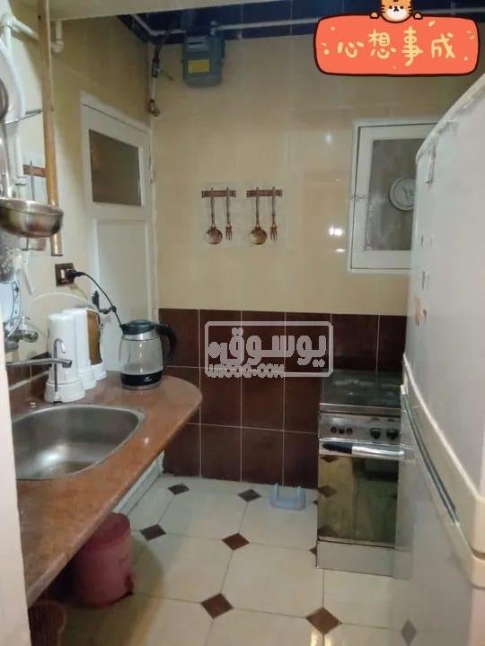 شقة للايجار مفروشة دور ارضى فى الشيخ زايد