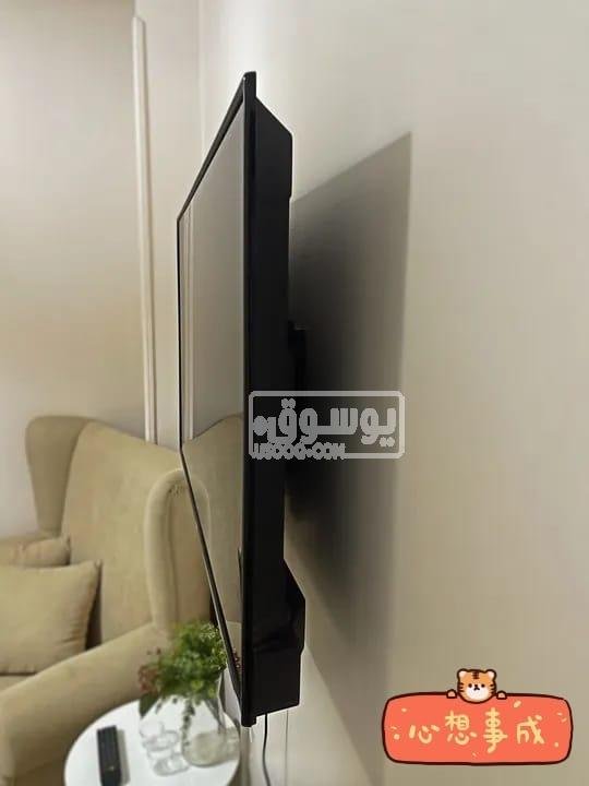 شاشة ATA استخدام خفيف حالتها كالجديدة للبيع بالتجمع الخامس