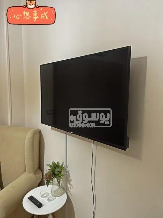 شاشة ATA استخدام خفيف حالتها كالجديدة للبيع بالتجمع الخامس