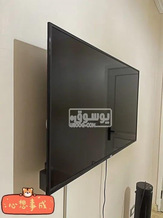 شاشة ATA استخدام خفيف حالتها كالجديدة للبيع بالتجمع الخامس