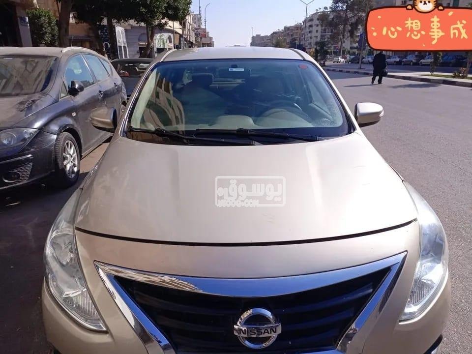 سيارة للبيع نيسان صنى موديل 2016 برخصة سارية لمدة عامين