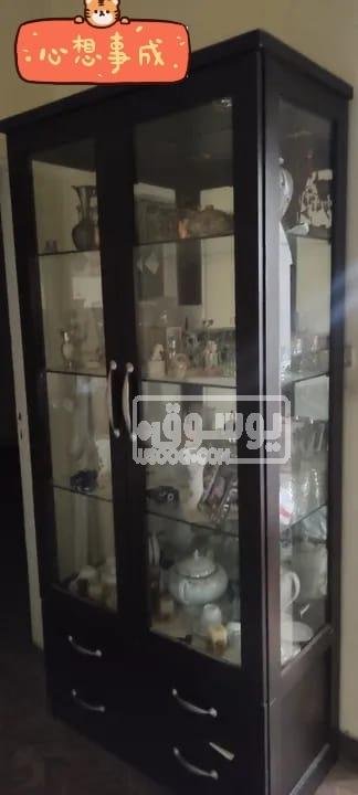 نيش بحالة ممتازة اتنين ضلفة للبيع فى القاهرة