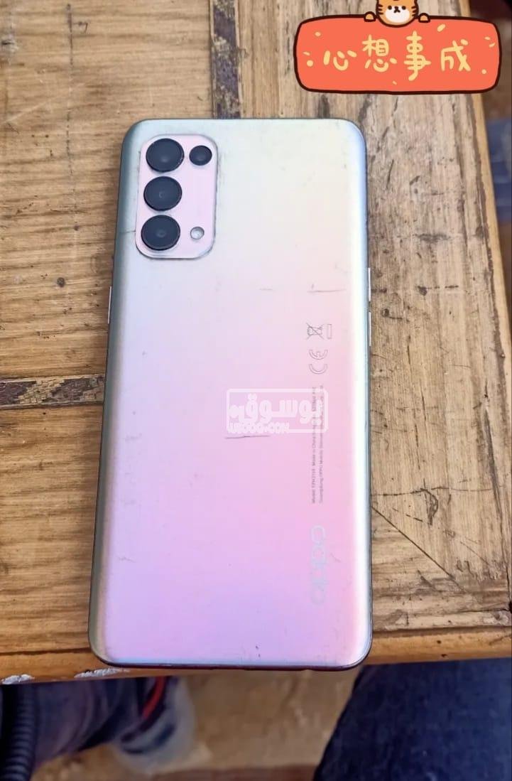 موبايل للبيع Oppo Reno 5 بحالة ممتازة للبيع بمشتملاتة