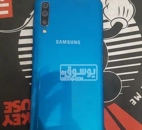 موبايل للبيع Samsung Galaxy A50 بحالة ممتازة فى الجيزة