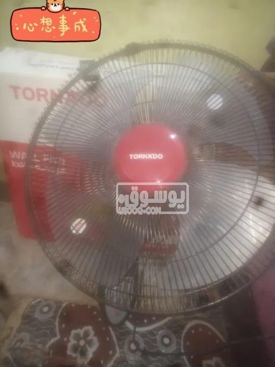 مروحة مستعملة بحالة ممتازة تورنيدو حائط للبيع فى الجيزة