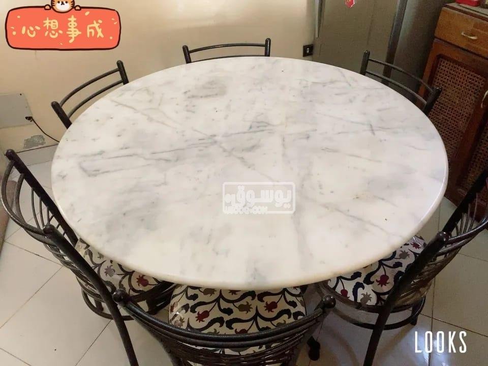 سفرة فورجية بحالة ممتازة للبيع فى المقطم