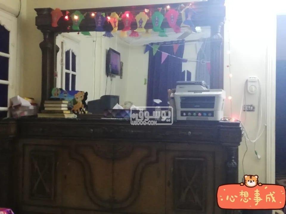 سفرة ونيش وبوفية للبيع بحالة ممتازة خشب زان فى القاهرة