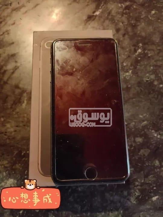 موبايل iphone 8 plus مستعمل معاه الشاحن الاصلى فى فيصل