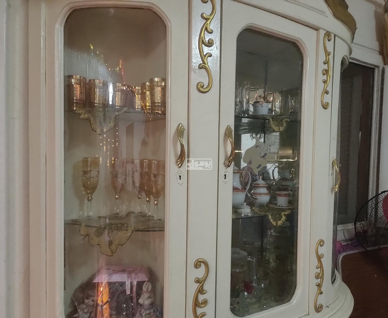 للبيع نيش خشب زان في شبرا مصر